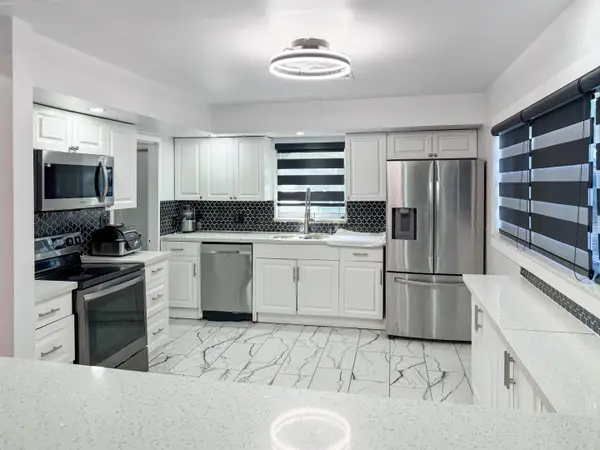 4919 Pine Knott Lane, West Palm Beach, FL 33417