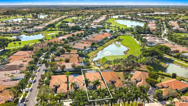 10626 Piazza Fontana, West Palm Beach, FL 33412