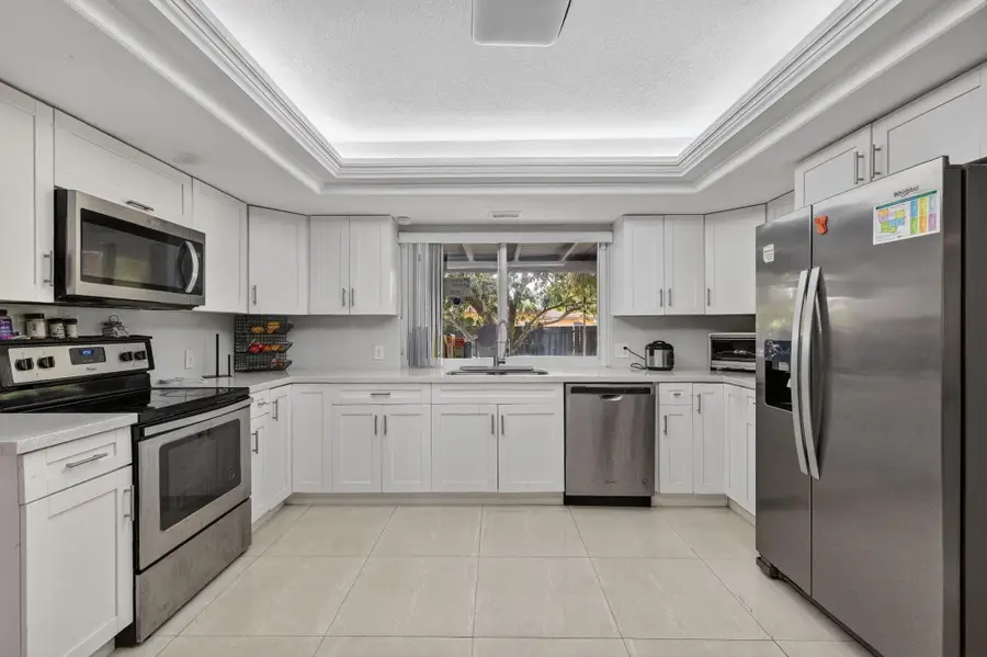 6980 NW 6th Street, Plantation, FL 33317 - #2