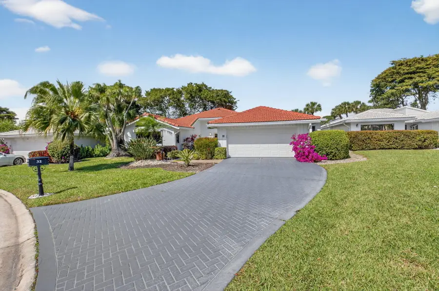 32 Estate Drive, Boynton Beach, FL 33436 - #2