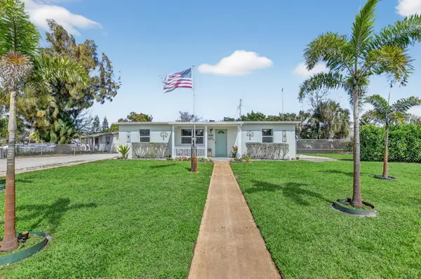 4700 NE 1st Terrace, Deerfield Beach, FL 33064