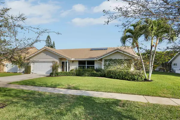 319 Sequoia Lane, Boca Raton, FL 33487