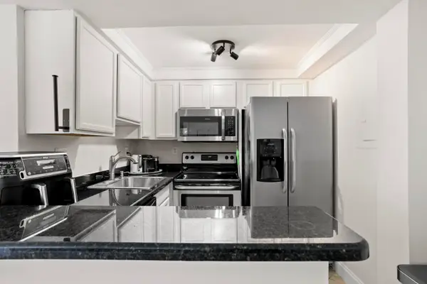 760 Executive Drive #34, West Palm Beach, FL 33401