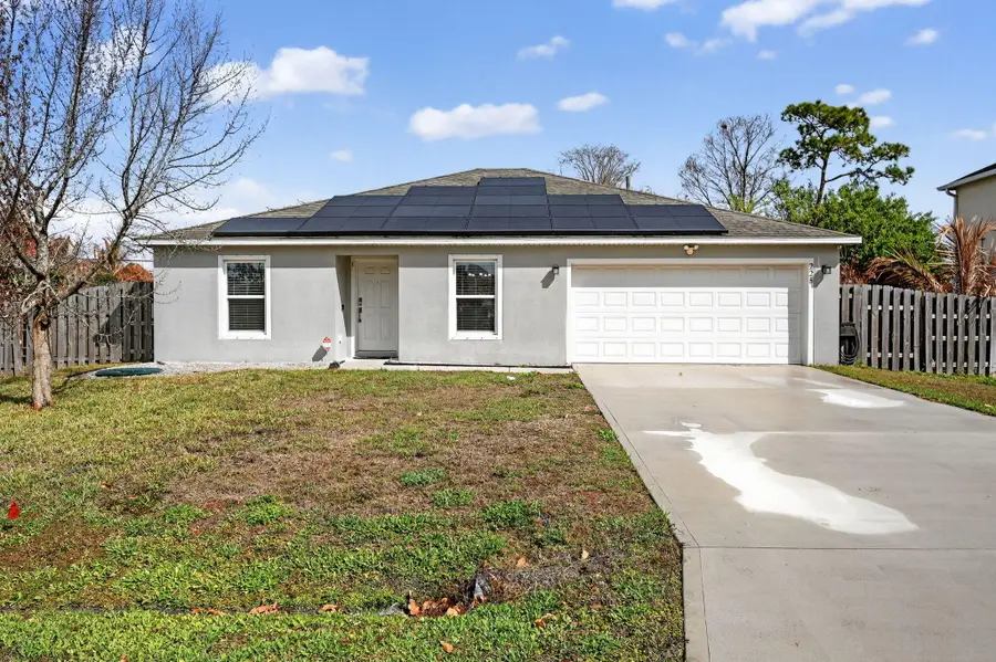 225 SW Statler Avenue, Port Saint Lucie, FL 34984 - #2