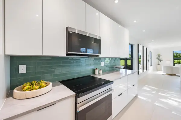 800 Greensward Court #107-I, Delray Beach, FL 33445