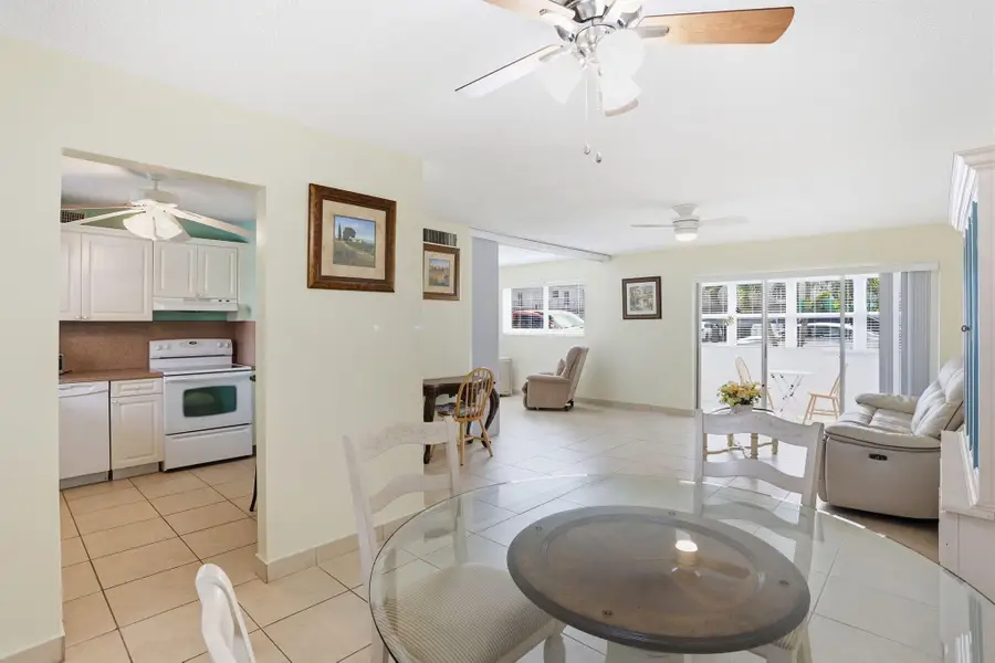 721 Lori Drive #113, Palm Springs, FL 33461 - #3