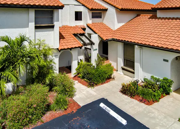 5887 Fox Hollow Drive #E, Boca Raton, FL 33486