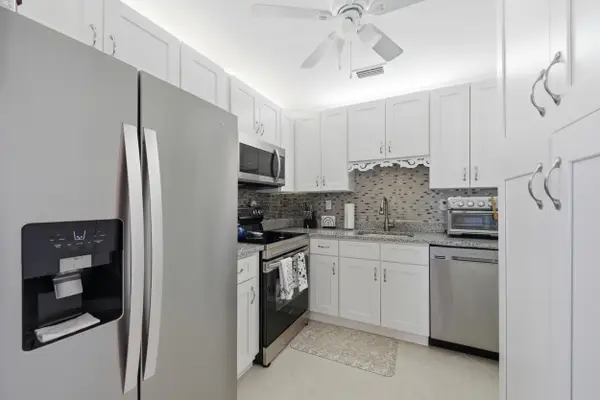 815 Flanders Q, Delray Beach, FL 33484