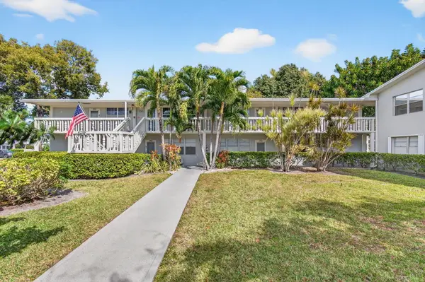 247 Ventnor R, Deerfield Beach, FL 33442