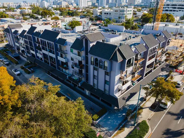 777 SW 9th Avenue #409, Miami, FL 33130