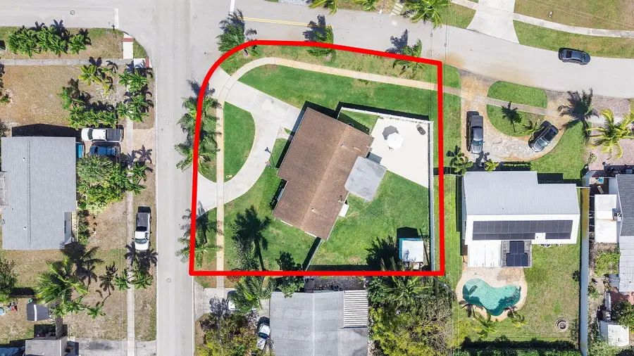 1162 S Deerfield Avenue Avenue, Deerfield Beach, FL 33441 - #3