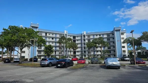 4640 Lucerne Lakes Boulevard W #303, Lake Worth, FL 33467
