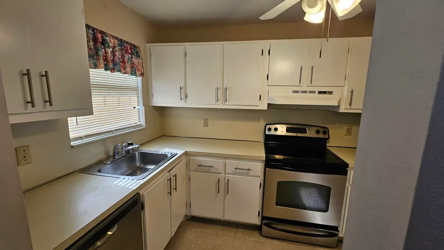 4640 Lucerne Lakes Boulevard W #303, Lake Worth, FL 33467 - #2