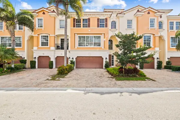 5580 NE Trieste Terrace, Boca Raton, FL 33487
