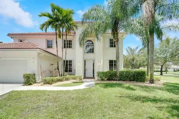 220 Blackbird Lane, Jupiter, FL 33458
