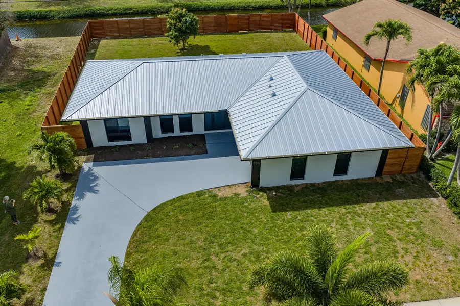 1382 N Mangonia Drive, West Palm Beach, FL 33401 - #2