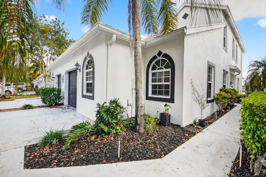 10730 Pelican Drive, Wellington, FL 33414 - #2