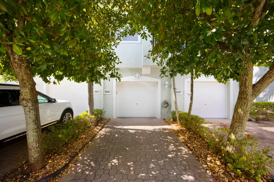 3069 Laurel Ridge Circle, Riviera Beach, FL 33404 - #3