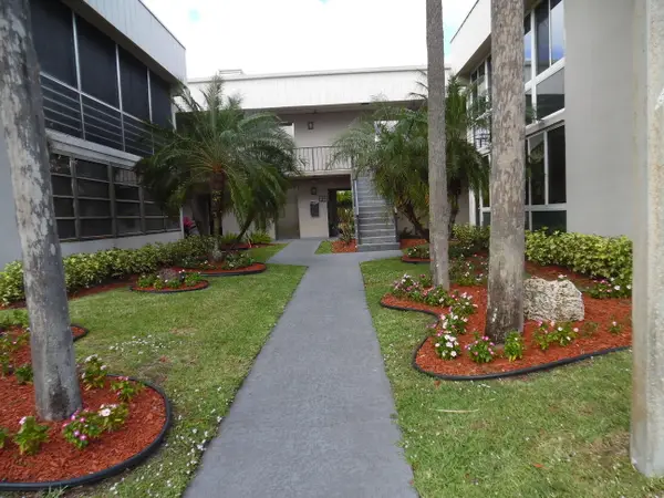 157 Capri D #157, Delray Beach, FL 33484