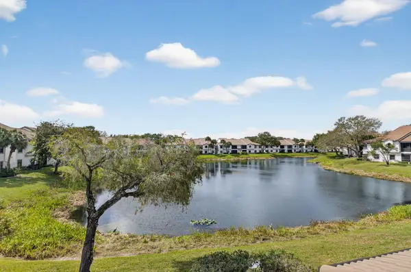 5394 Firenze Drive #J, Boynton Beach, FL 33437