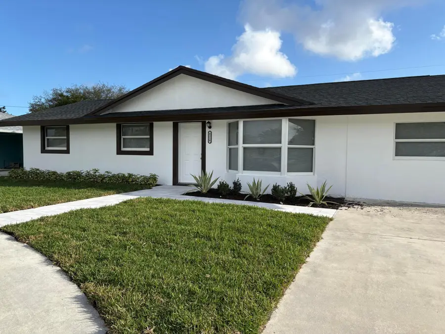 4318 Crestdale Street, Palm Beach Gardens, FL 33410 - #2