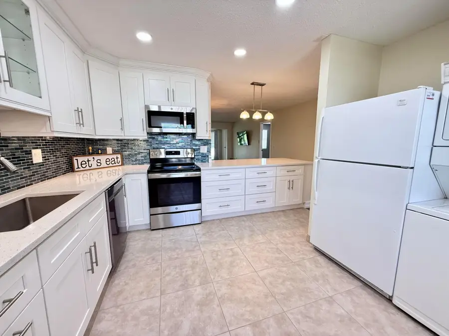 1740 NW 19th Terrace #202, Delray Beach, FL 33445 - #3