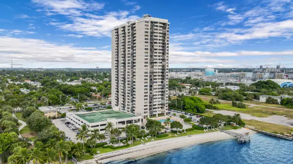 5600 N Flagler Drive #Ph103, West Palm Beach, FL 33407