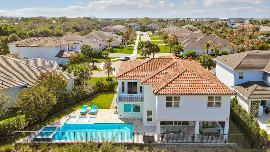 2475 NE Evinrude Circle, Jensen Beach, FL 34957 - #3