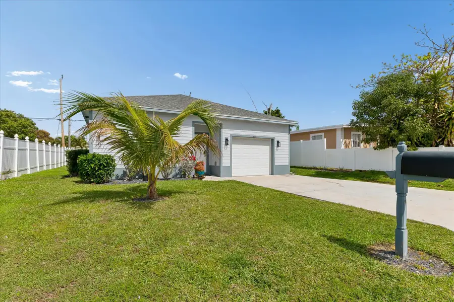 525 NW 12th Avenue, Boynton Beach, FL 33435 - #3