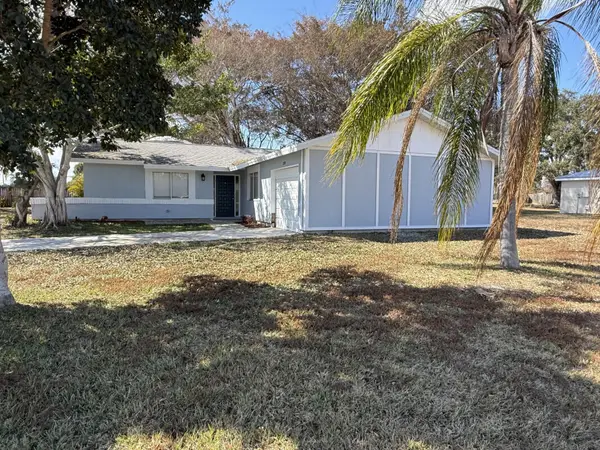 2092 SE Talwood Lane, Port St Lucie, FL 34952
