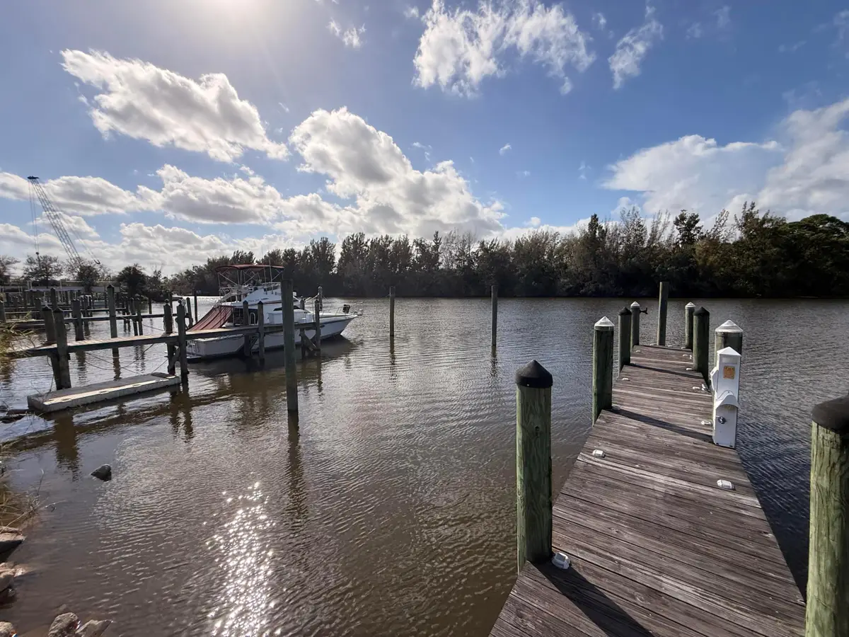 3345 SW Porpoise Circle Sw, Stuart, FL 34997 - #1