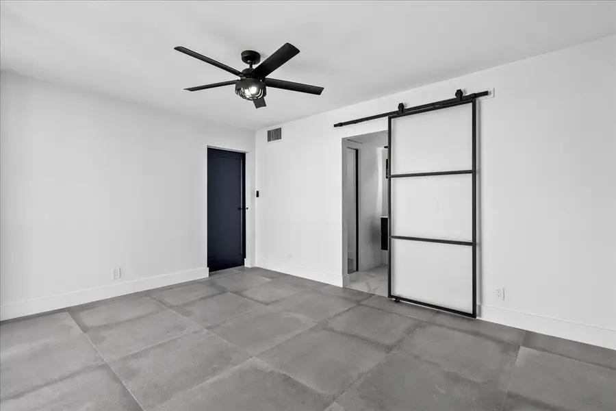 2425 Presidential Way #1101, West Palm Beach, FL 33401 - Image #2