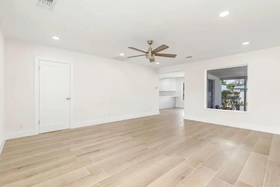 369 Franklin Road, West Palm Beach, FL 33405 - Image #3