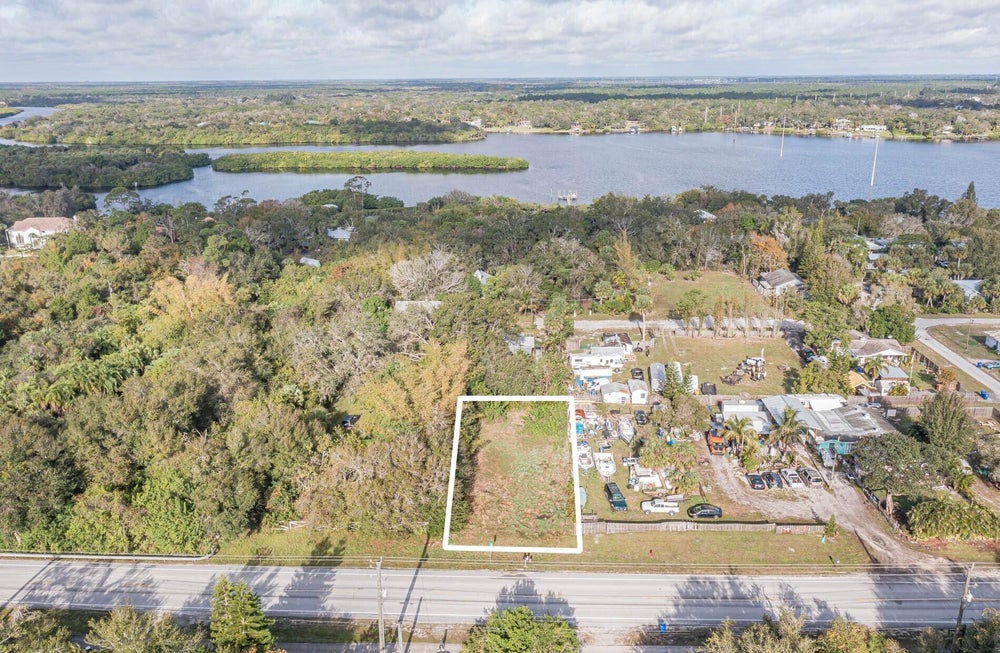 12815 Roseland Road, Sebastian, FL 32958 ERA