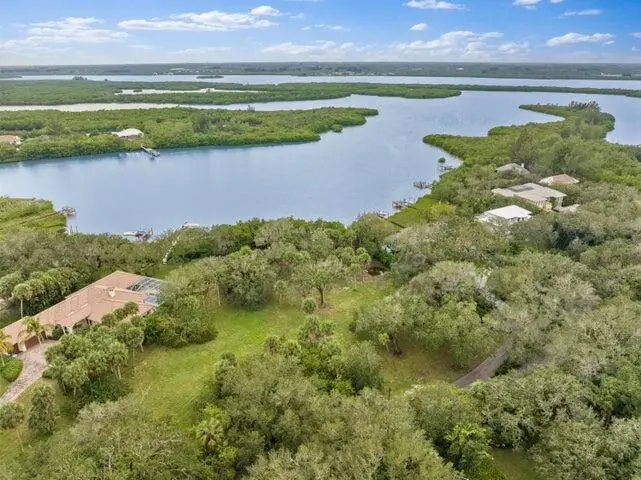2545 Riverview Court, Vero Beach, FL 32963 - Image #1