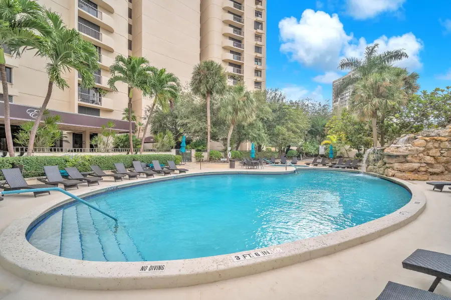2480 Presidential Way #303, West Palm Beach, FL 33401 - Image #3