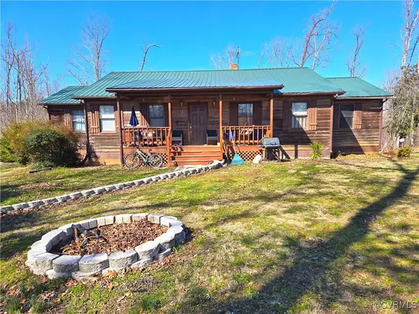 28 Cottontown Road, Farmville, VA 23901