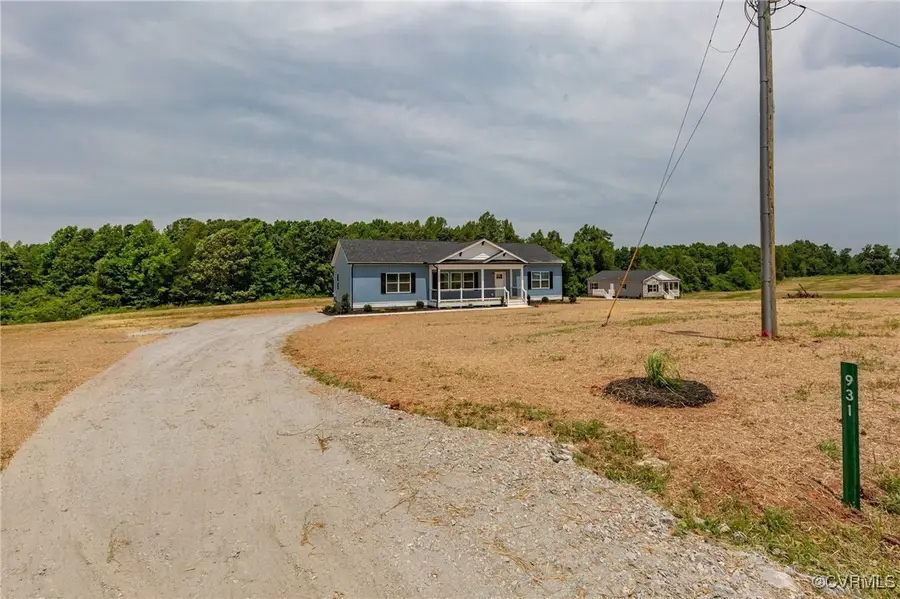 931 Levi Road, Green Bay, VA 23942 - Image #3