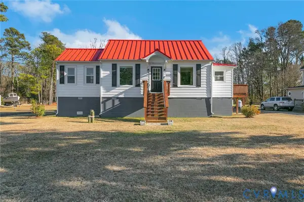 4462 Windmill Point Road, White Stone, VA 22578