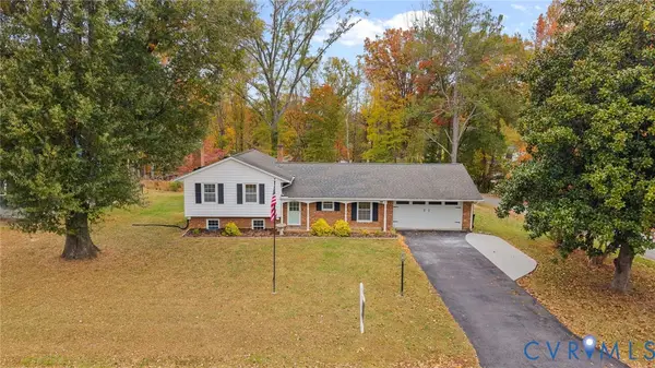 1300 Lee Drive, Farmville, VA 23901