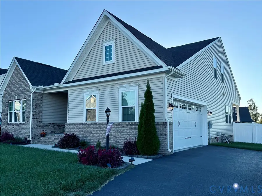 3812 Seasons Lane, East Highland Park, VA 23223 - Image #2