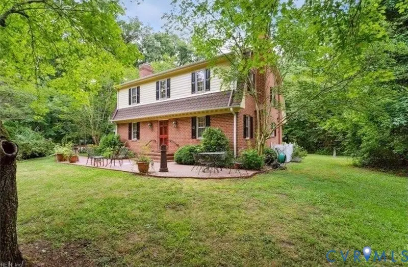 323 E Church Street, Wakefield, VA 23888 - Image #2