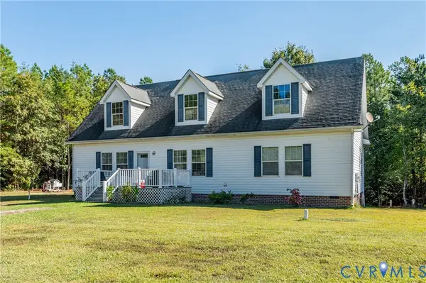 180 Mechams Cove Road, Topping, VA 23169