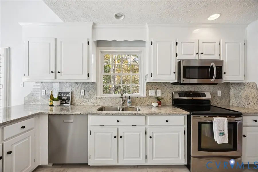 14506 Woodland Hill Drive, South Chesterfield, VA 23834 - Image #3