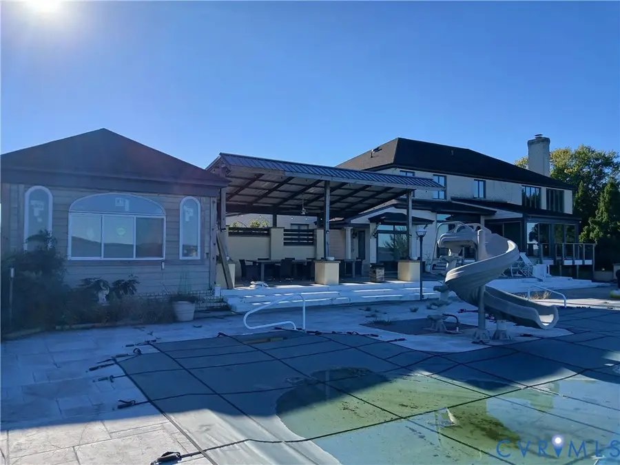 393 Daingerfield Road, Tappahannock, VA 22560 - Image #2