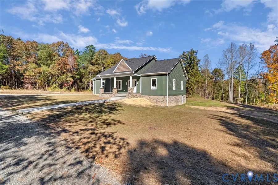 319 Apple Grove Road, Cuckoo, VA 23117 - Image #3
