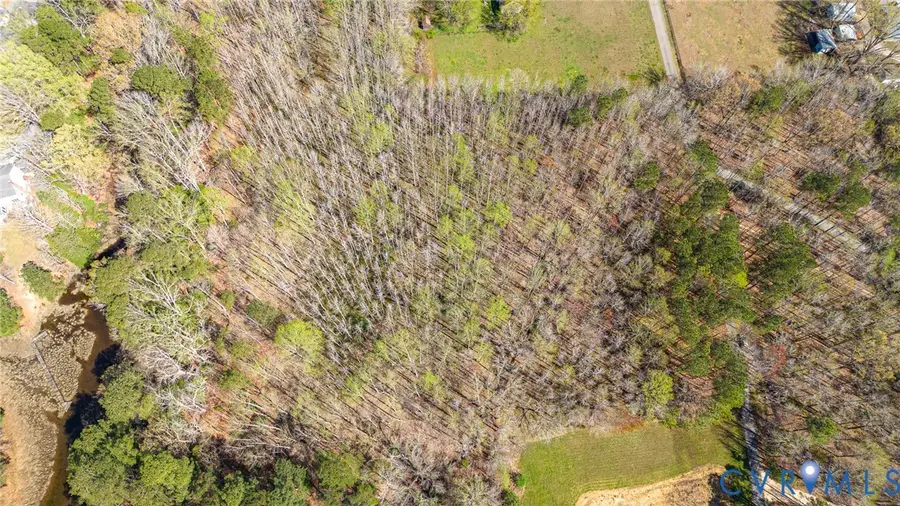 17 Pine Reach Drive, Kilmarnock, VA 22482 - Image #3