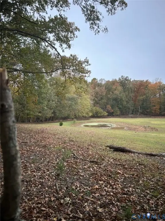 283 Victoria Road, Gum Spring, VA 23065 - Image #2