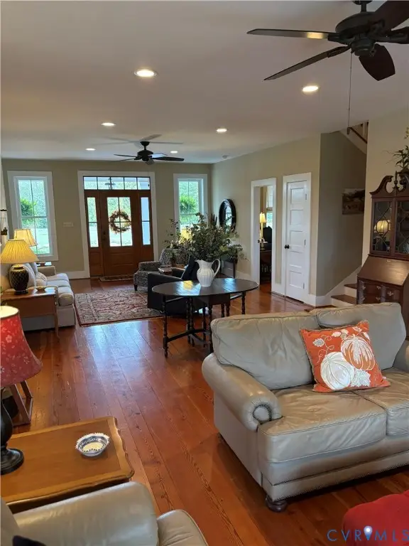 Address Withheld By Seller, Arvonia, VA 23004 - Image #2