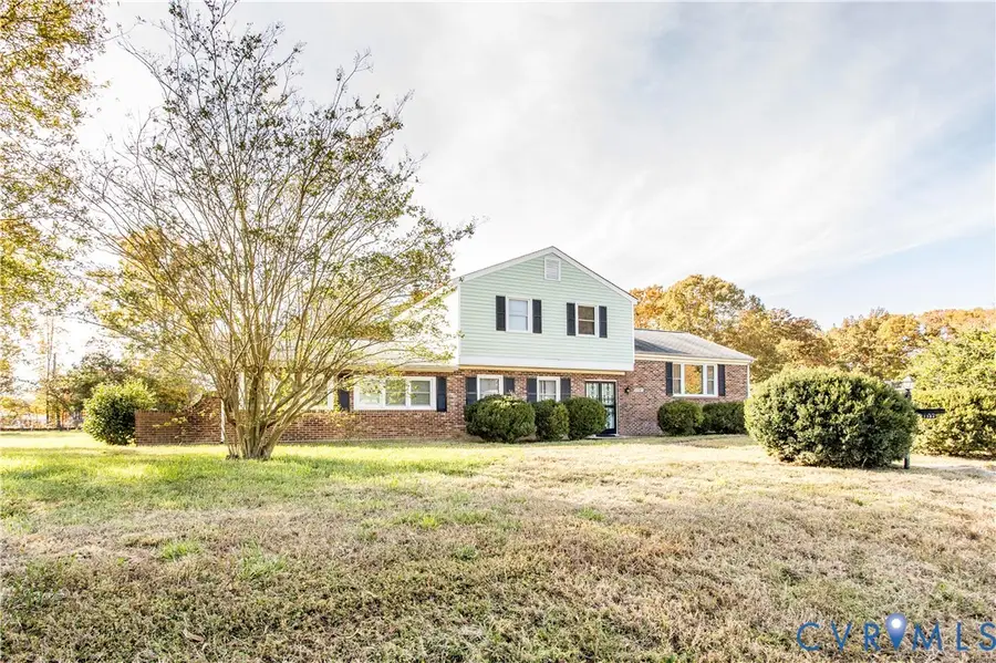 3304 Oakwood Circle, Petersburg, VA 23805 - Image #2